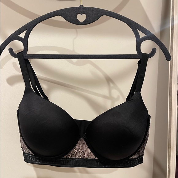 Bra - Picture 1 of 4